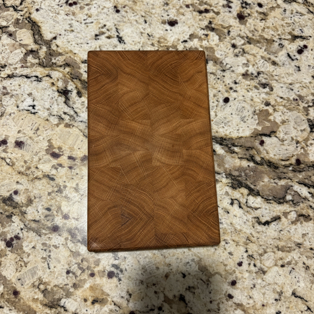 Eichen Schneidebrett Küchenbrett auf Arbeitsplatte