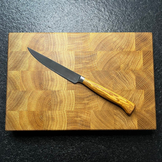 Stirnholzbrett Eiche + Steakmesser Olivenholz oben