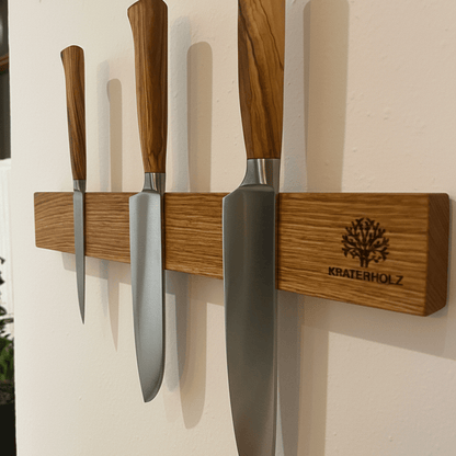 Messerleiste Eiche Magnetisch mit drei Messern in Küche