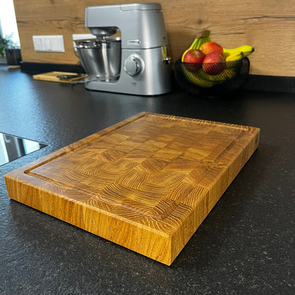 Schneidebrett Stirnholz Eiche mit Saftrille